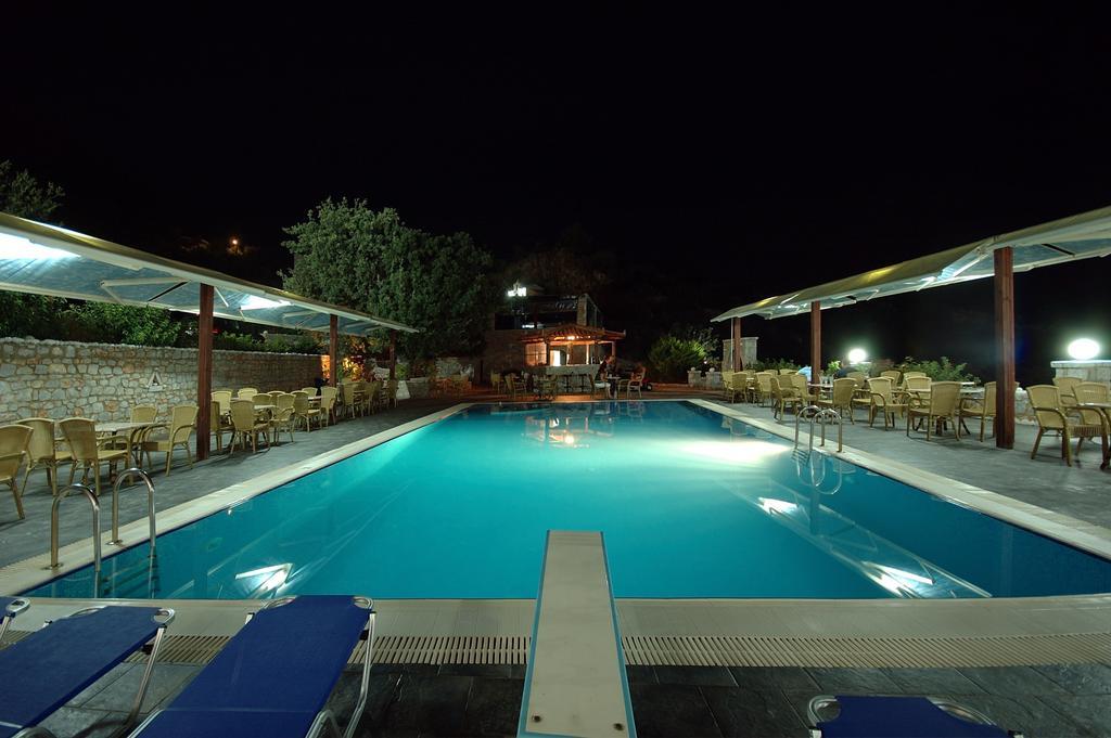 Lalloudes Seaside Accommodation Exo Nimfion Exterior photo