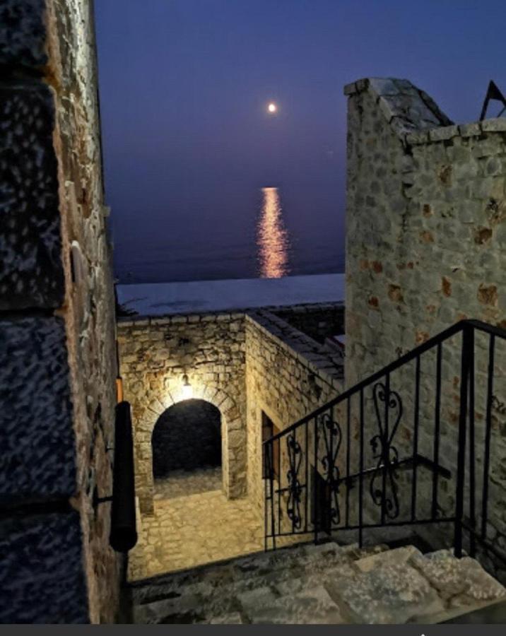 Lalloudes Seaside Accommodation Exo Nimfion Exterior photo